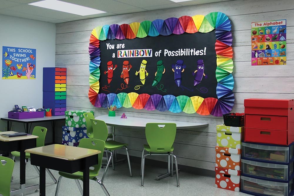 30 Amazing Back-to-School Window Ideas for Kids’ Spaces 3 Welcome back school window idea